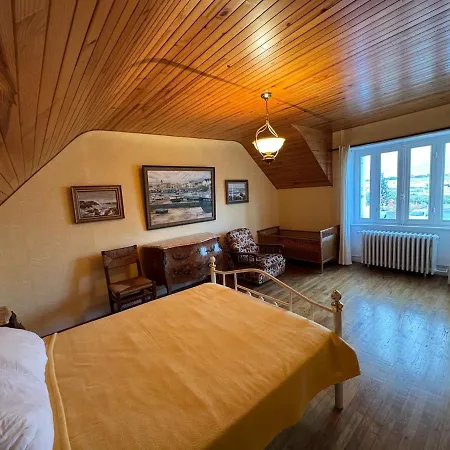 Le Dock De La Pointe *