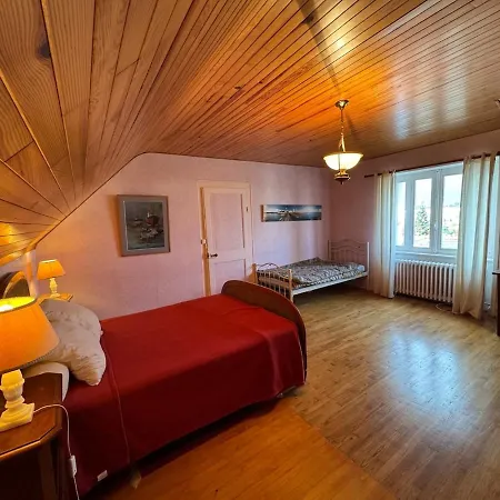 Le Dock De La Pointe